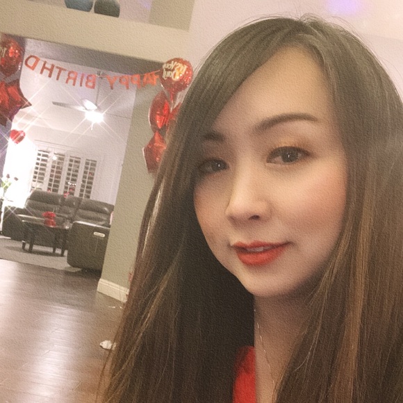 Meet your Posher, Kate - Picture 1 of 1